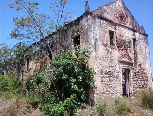 Visão geral da Igreja de São Miguel Arcanjo em 2012<br />Foto Leonardo Barci Castriota e Matheus Cássio Blach 