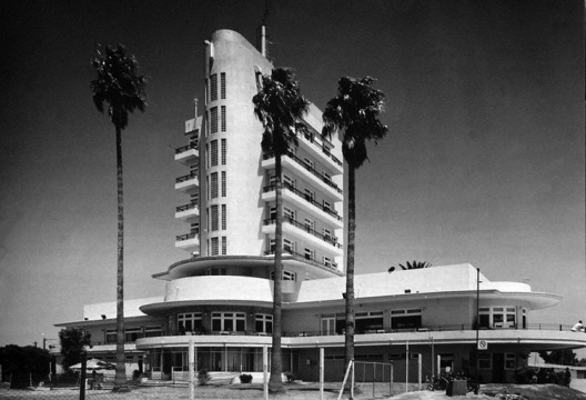 Yacht Club, Porto de Mergulho, Montevidéu. Arq. Luis Crespi e Jorge Herran, 1934-1938