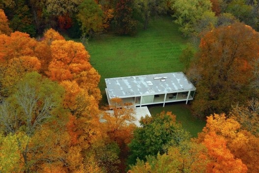 Casa Farnsworth, Plano, Illinois, Estados Unidos, 1951. Arquiteto Ludwig Mies van der Rohe<br />Foto Ron Frazier  [Creative Commons]