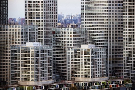 Edifício multiuso Jian Wai Soho, Pequim, China, 2004. Arquiteto Riken Yamamoto<br />Foto cortesia Riken Yamamoto & Field Shop  [Pritzker Prize]