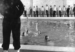 O ritual das piscinas. Alphaville, Jean-Luc Godard