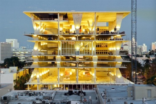 Herzog & de Meuron. Prédio de estacionamento. Miami, Flórida, Estados Unidos<br />Foto divulgação 