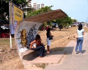 Figura 7 – O chamado Padrão CVL, no bairro do Imbuí<br />Foto do autor 
