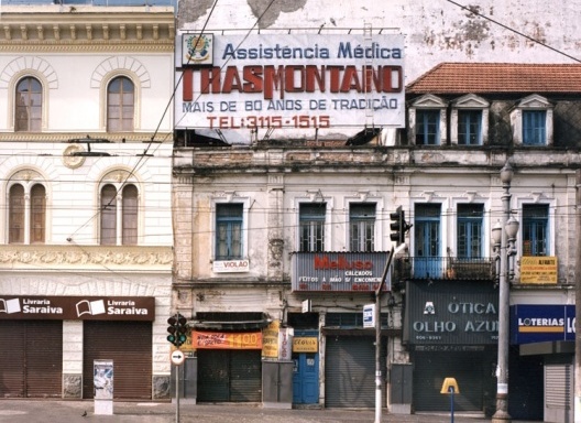Poluição visual em São Paulo. <br />Fotos de Nelson Kon para campanha contra poluição visual promovida pela AsBEA 