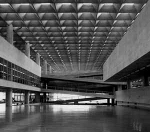 Figura 04: Grelha de vigas da cobertura da FAUUSP, Arq. João Vilanova Artigas [LSI.USP]