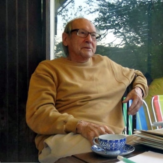 Jon Maitrejean em seu escritório, 2018<br />Foto Paulo Fujioka  [Vázquez, Fernando, Buzzar, Miguel; Fujioka, Paulo. Introdução à obra do arquiteto Jon Mait]