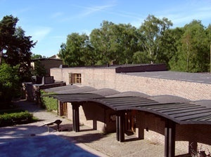 Sigürd Lewerentz, Igreja de São Marcos, Björkhagen, patio e nártex<br />Foto Fernando Diniz Moreira 